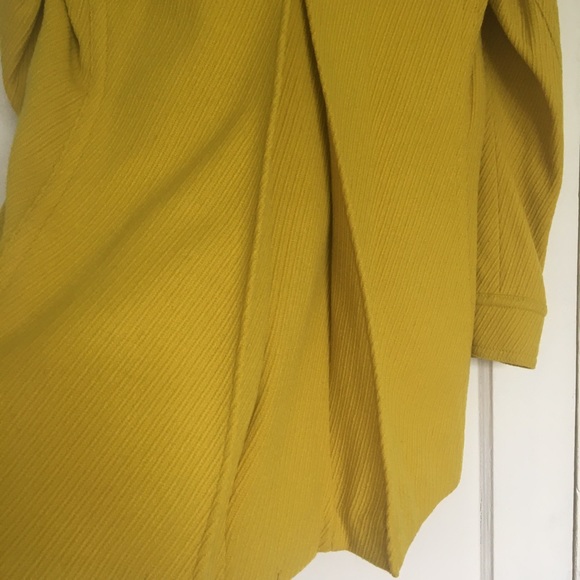 CLUB MONACO PEA COAT  MUSTARD YELLOW COLOR MEDIUM SIZE MEDIUM NWT - Picture 3 of 7